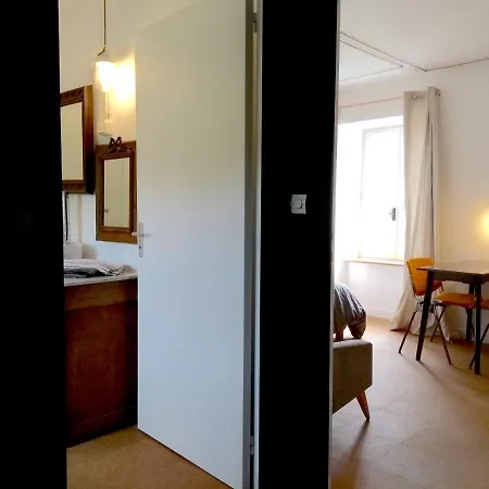 La Maison Folia Guest house *