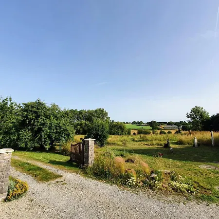 La Maison Folia Guest house Contrieres