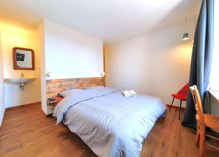 La Maison Folia Guest house 3*