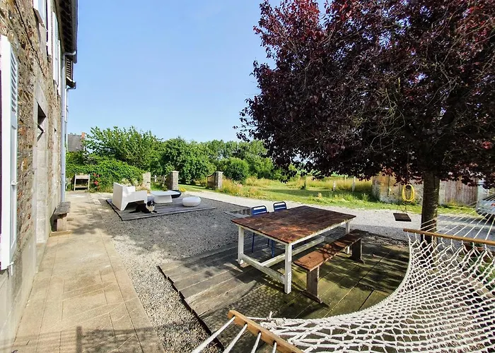 Guest house La Maison Folia 3*