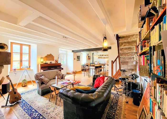 Guest house La Maison Folia 3*