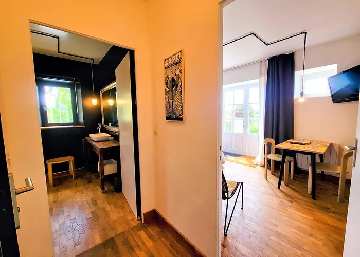 La Maison Folia Guest house Contrieres